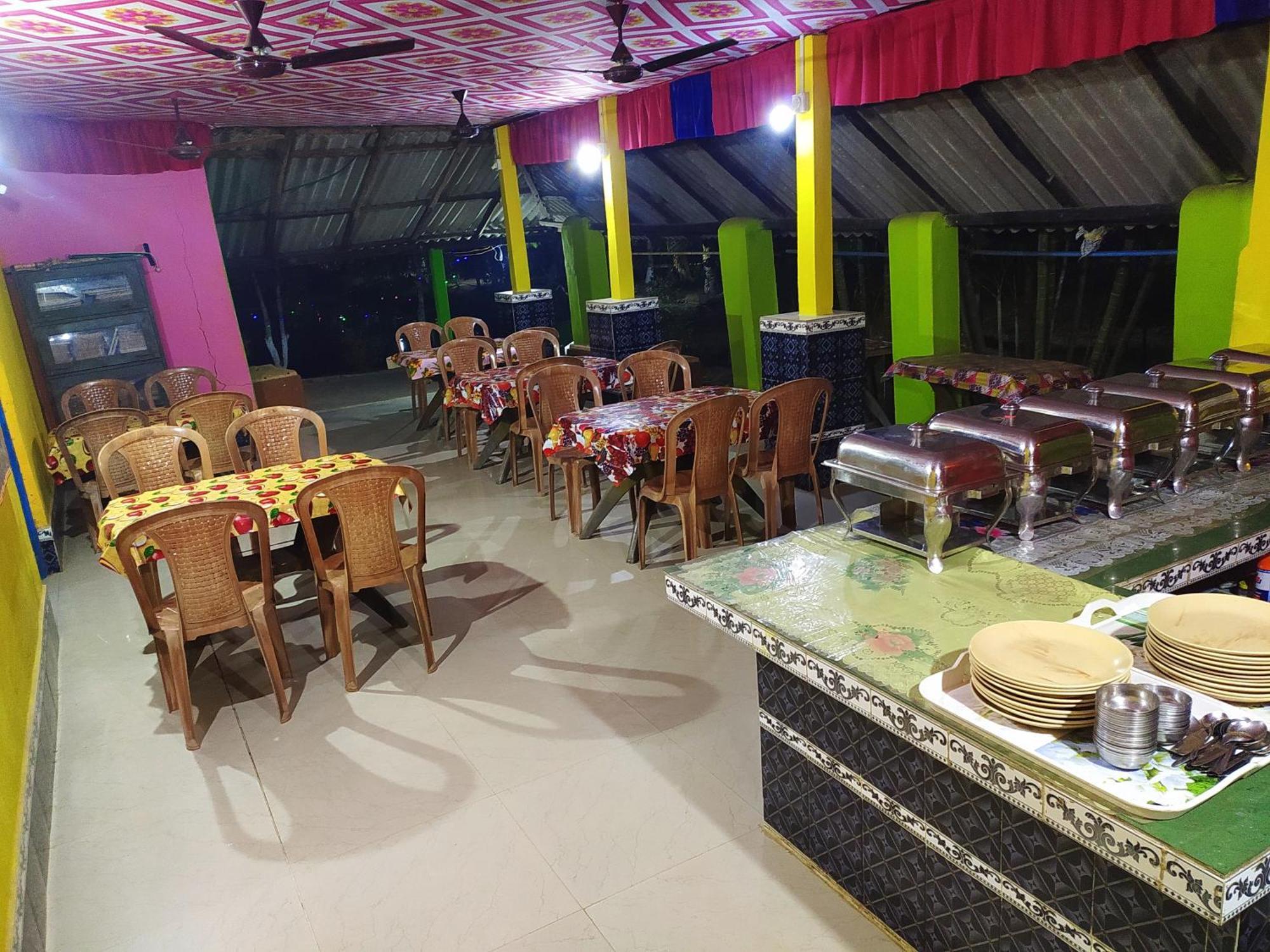 Estuarine Village Resort Sātabhāya Exteriör bild