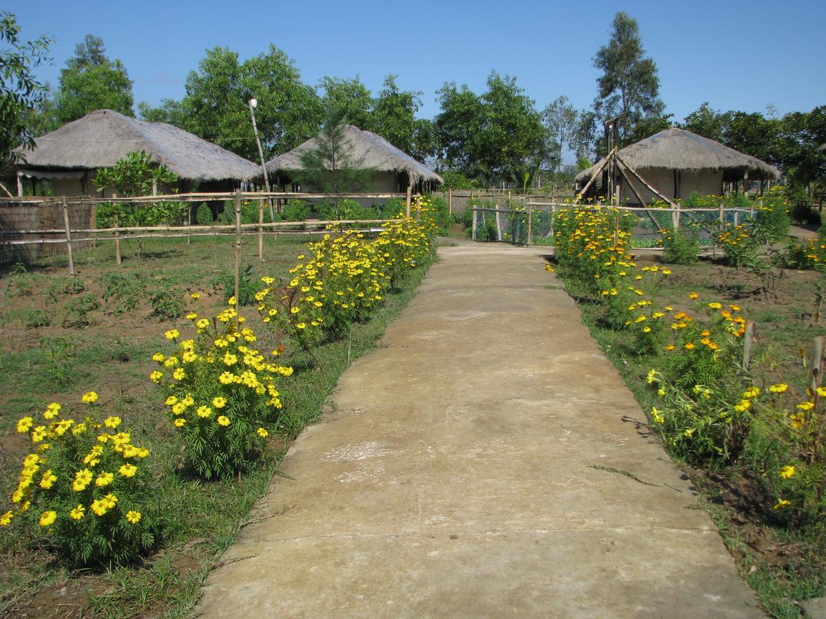 Estuarine Village Resort Sātabhāya Rum bild
